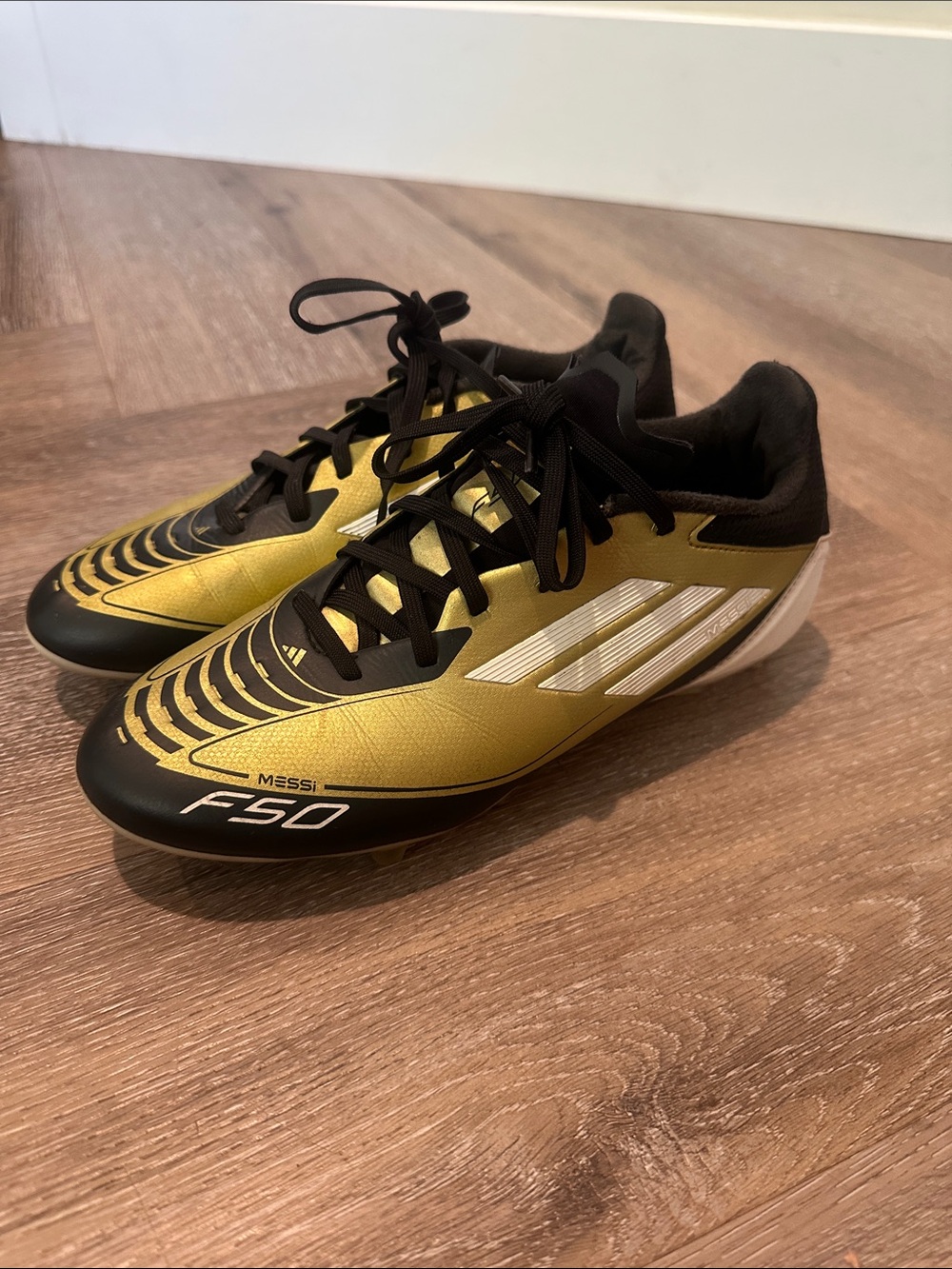 Adidas Messi F50 Metallic Gold and Black Soccer Cleats, size 5.5
